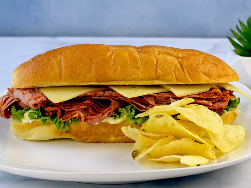Essential Tips for Making Pastrami Sandwich Delicious