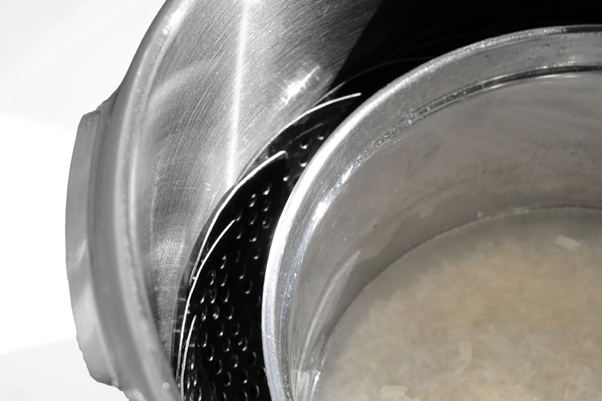 White Rice in Bain Marie Pressure Cooker